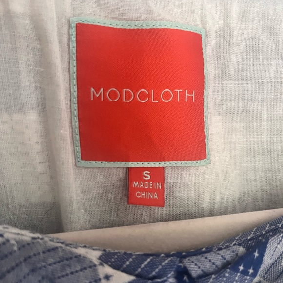 ModCloth does 1950’s gingham party sundress size small - Picture 3 of 5